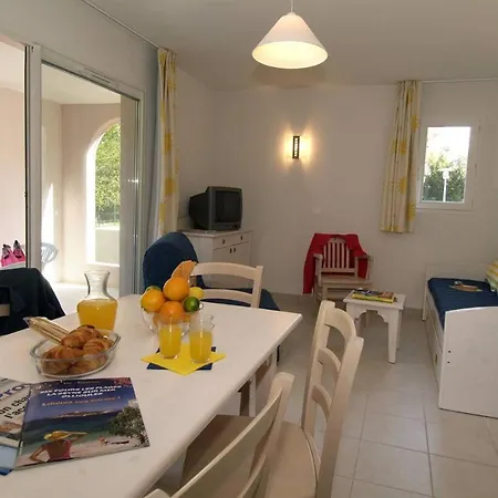 Aryana Apartment *